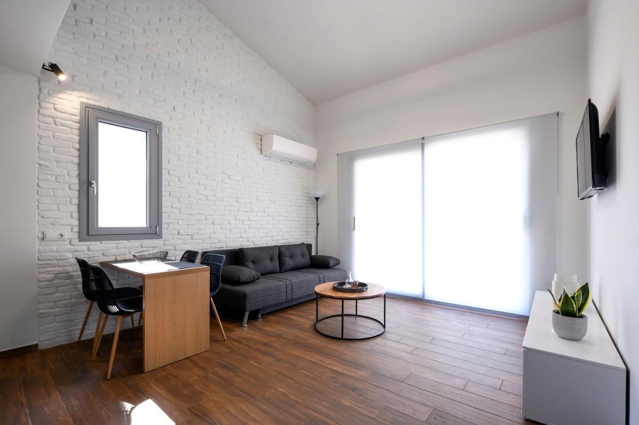 Ag Luxury Villas, Iraklitsa Nea Iraklitsa エクステリア 写真