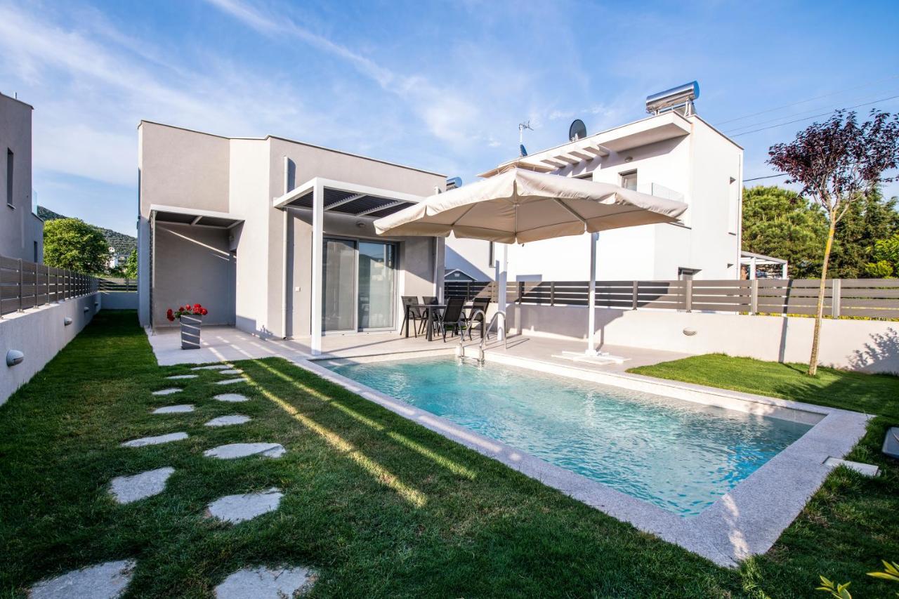 Ag Luxury Villas, Iraklitsa Nea Iraklitsa エクステリア 写真
