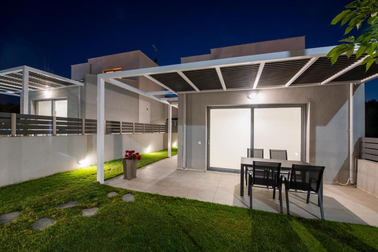 Ag Luxury Villas, Iraklitsa Nea Iraklitsa エクステリア 写真
